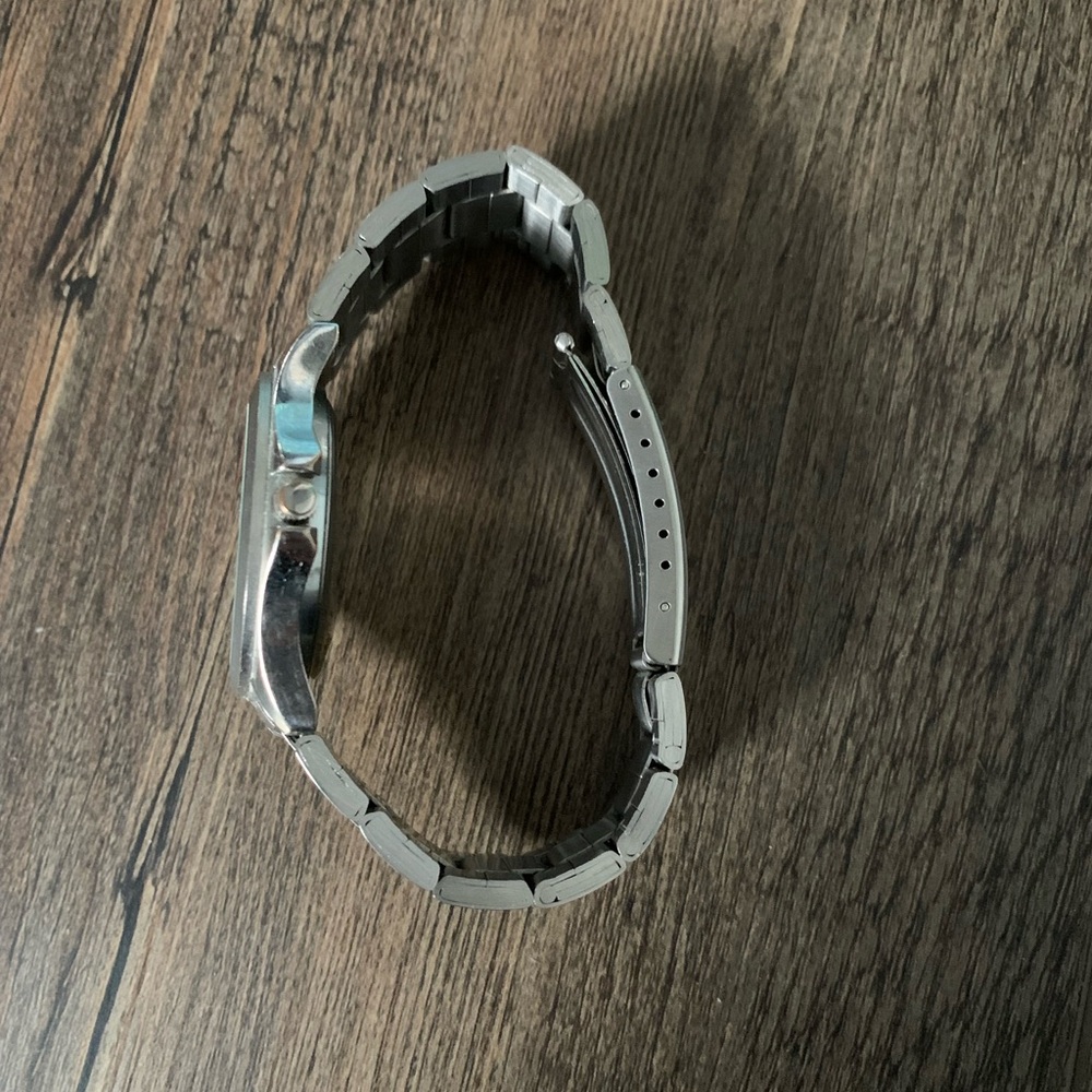 Ladies Watch Collection - Picture 7 of 9